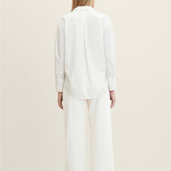 White button-up - Picture 2 of 5